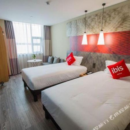 Ibis Nanchang Zhongshan Road Pedestrian Street Hotel Bagian luar foto