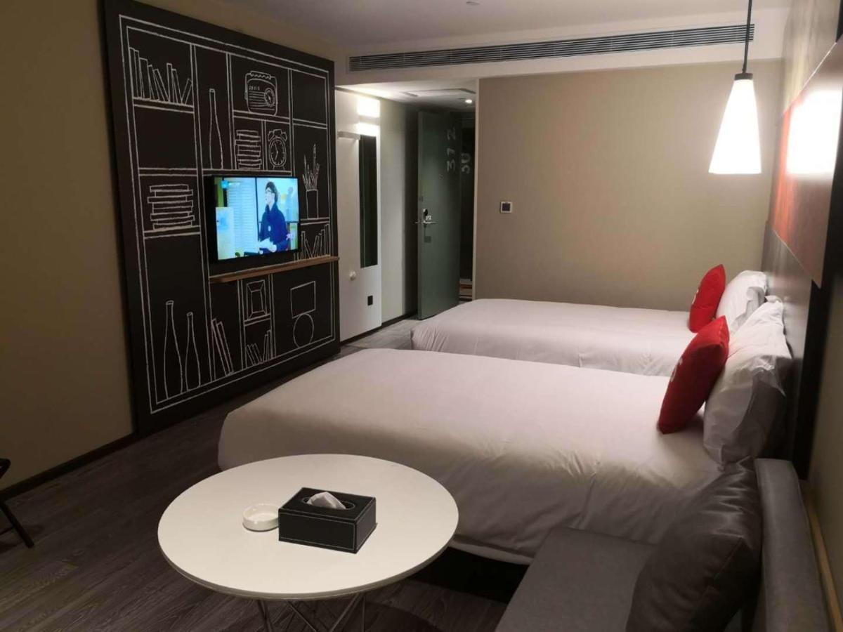 Ibis Nanchang Zhongshan Road Pedestrian Street Hotel Bagian luar foto