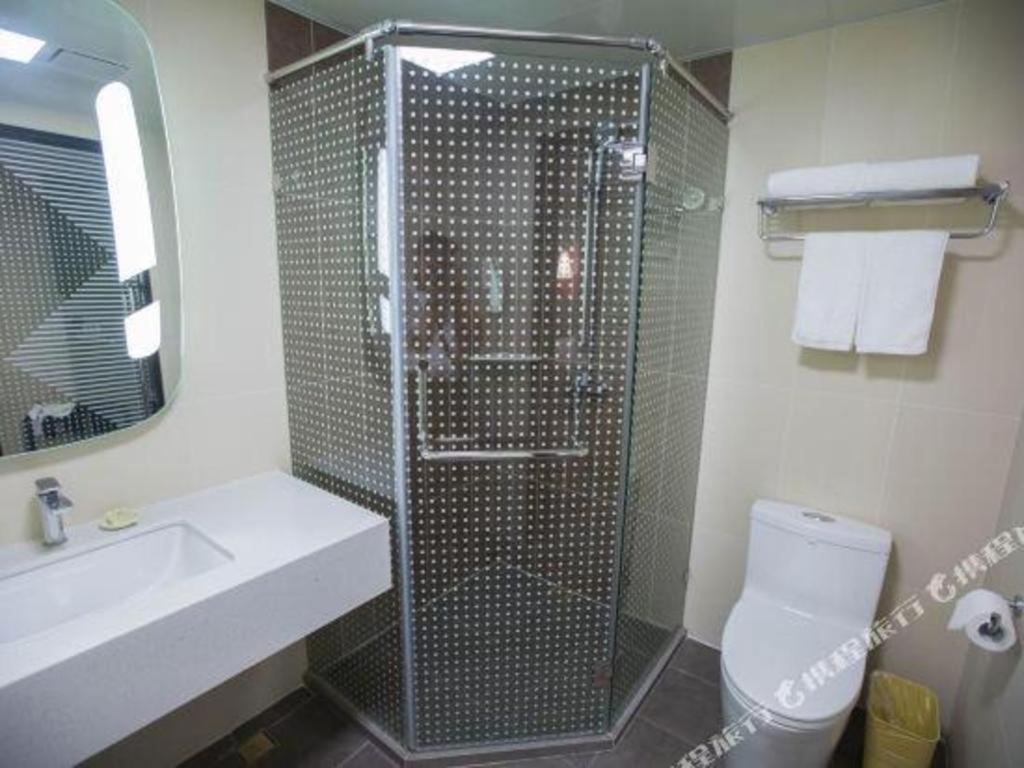Ibis Nanchang Zhongshan Road Pedestrian Street Hotel Bagian luar foto