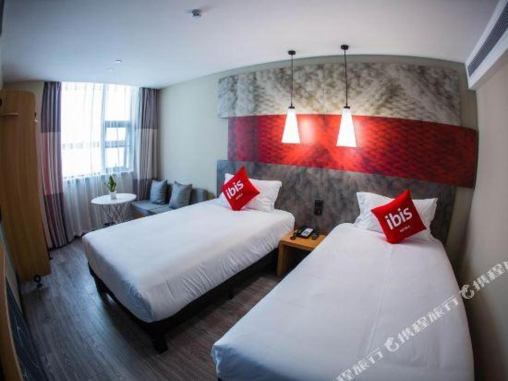 Ibis Nanchang Zhongshan Road Pedestrian Street Hotel Bagian luar foto