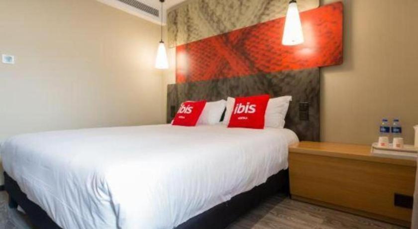 Ibis Nanchang Zhongshan Road Pedestrian Street Hotel Bagian luar foto