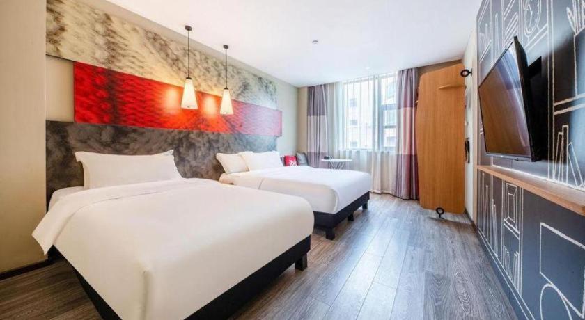 Ibis Nanchang Zhongshan Road Pedestrian Street Hotel Bagian luar foto