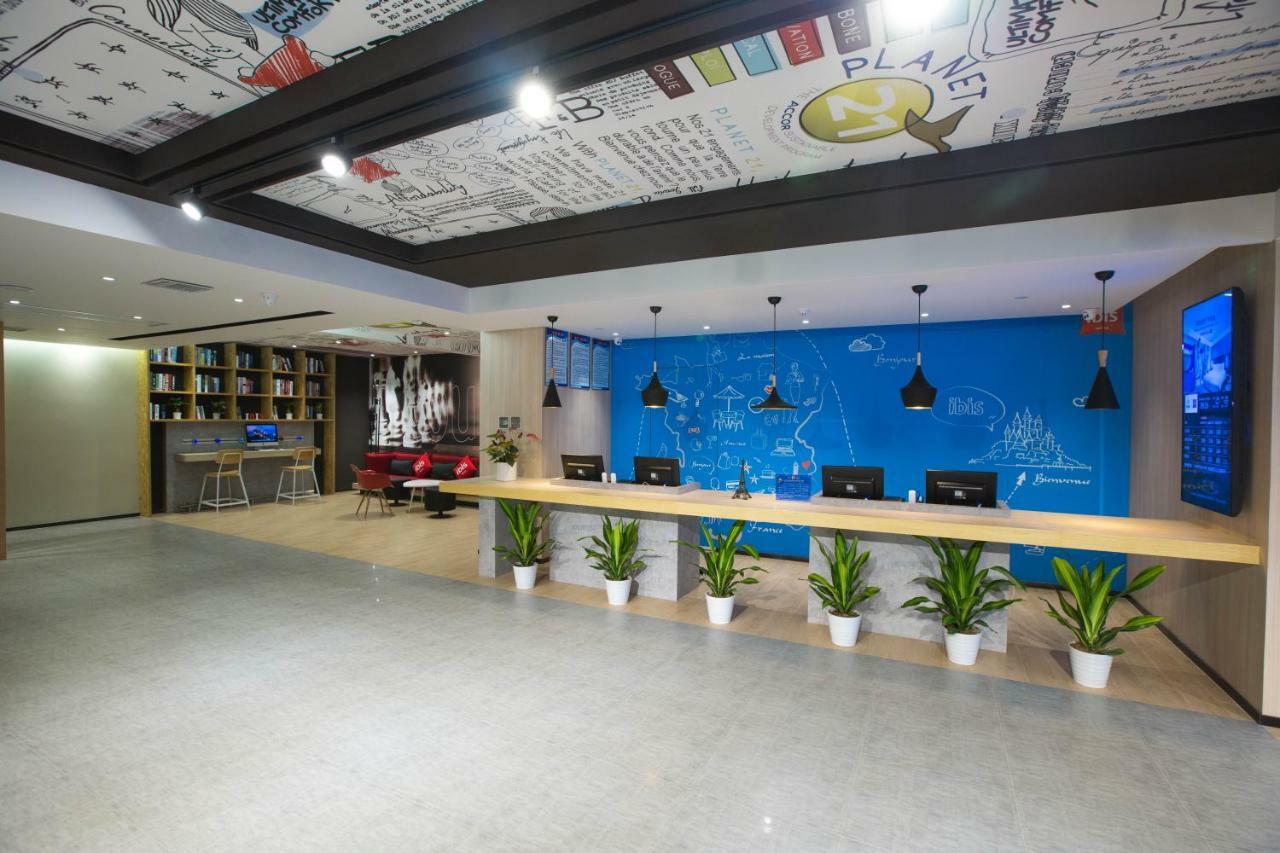 Ibis Nanchang Zhongshan Road Pedestrian Street Hotel Bagian luar foto