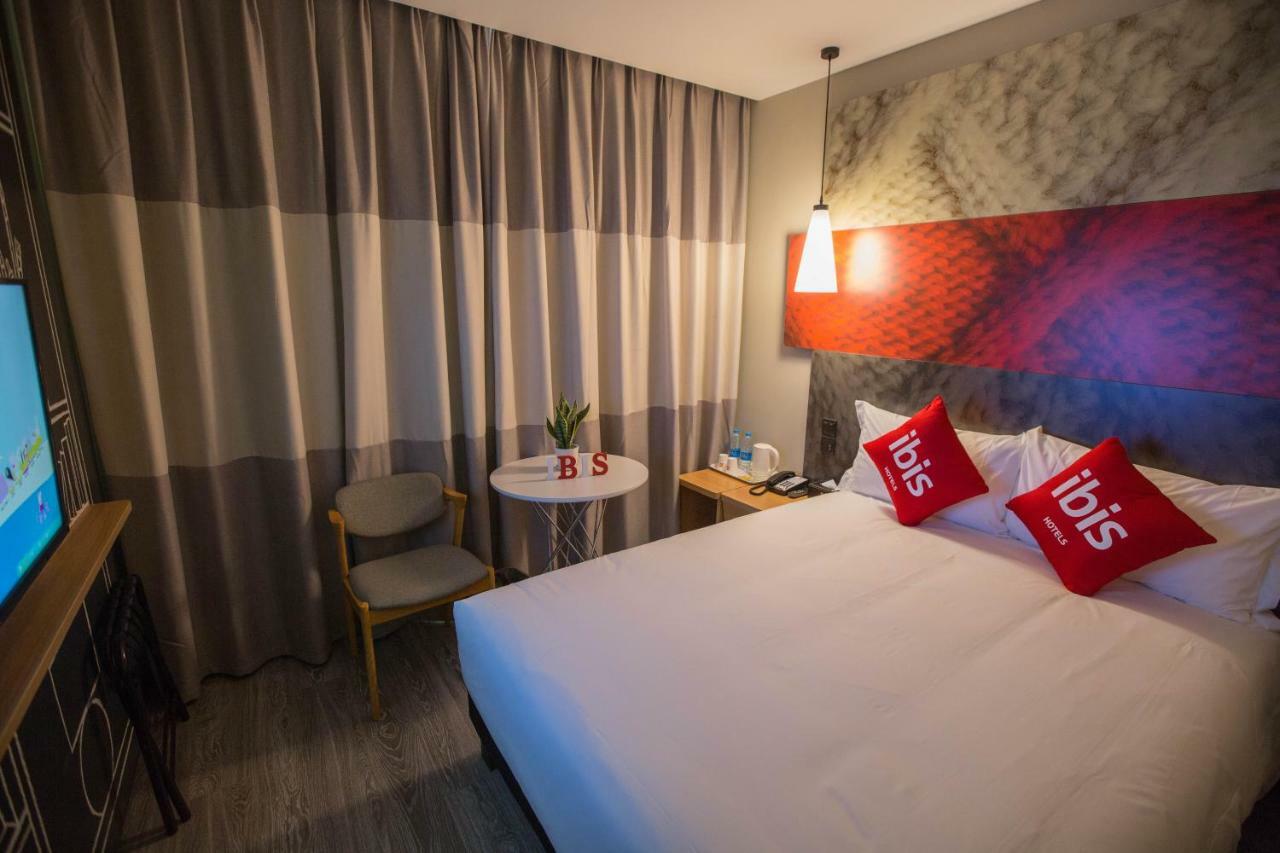 Ibis Nanchang Zhongshan Road Pedestrian Street Hotel Bagian luar foto