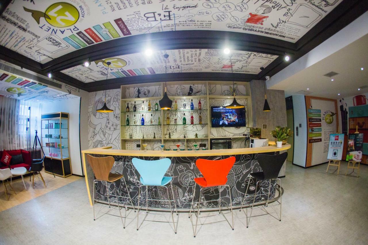 Ibis Nanchang Zhongshan Road Pedestrian Street Hotel Bagian luar foto