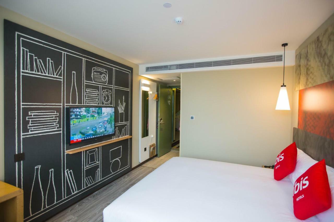 Ibis Nanchang Zhongshan Road Pedestrian Street Hotel Bagian luar foto